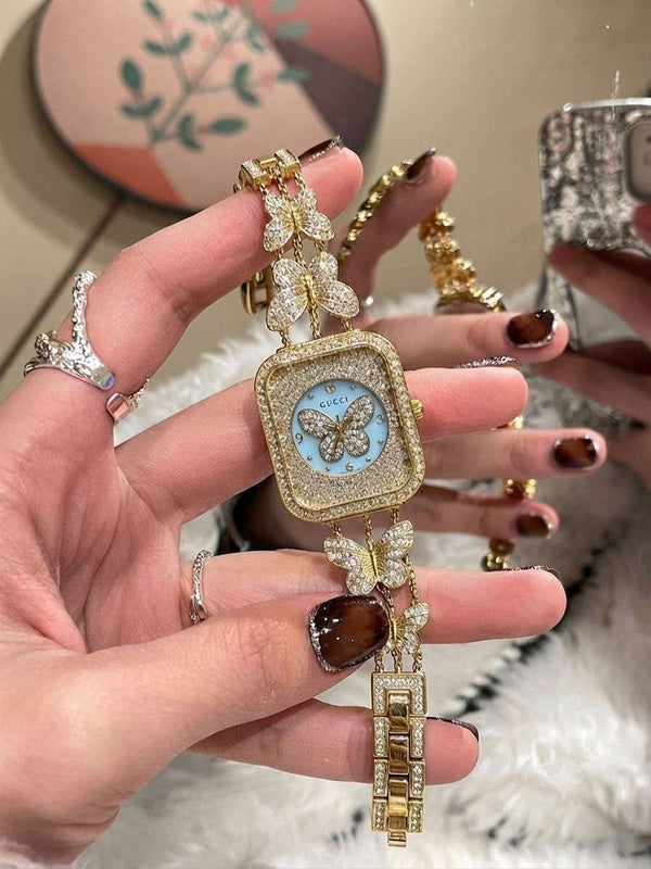 ساعة نسائية مرصعه بفصوص زركون