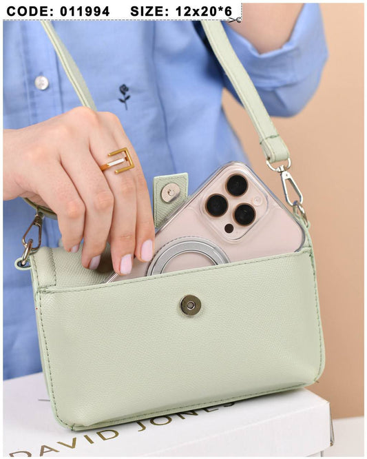 شنطة ماركة  David Jones