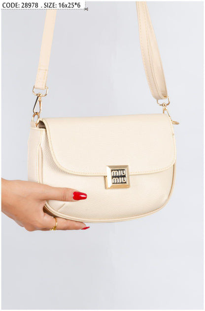 شنطة ماركة miu miu