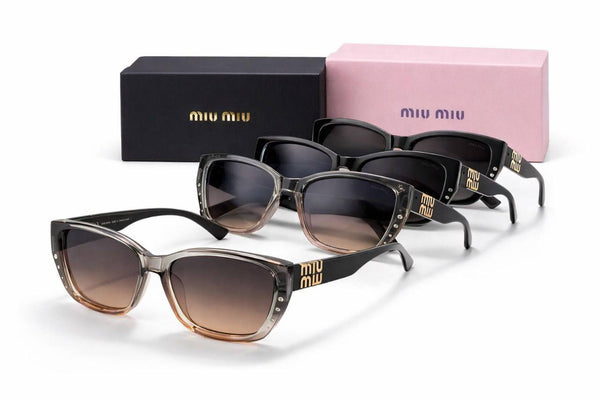 نظارة نسائية MIU MIU