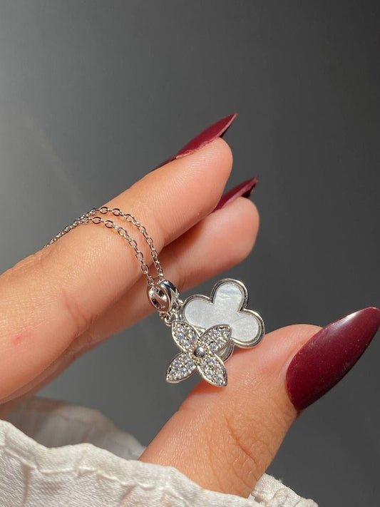 سلسلة وردة Van Cleef