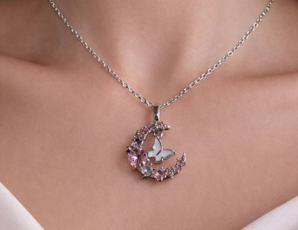 سلسلة فراشة وهلال