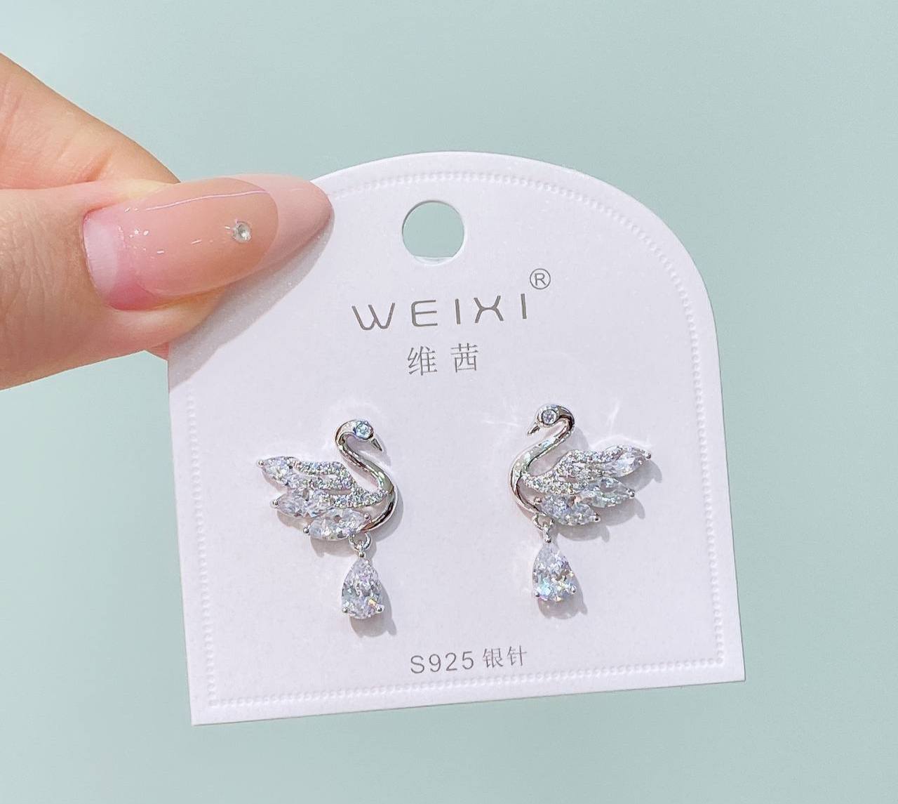 حلق Swarovski